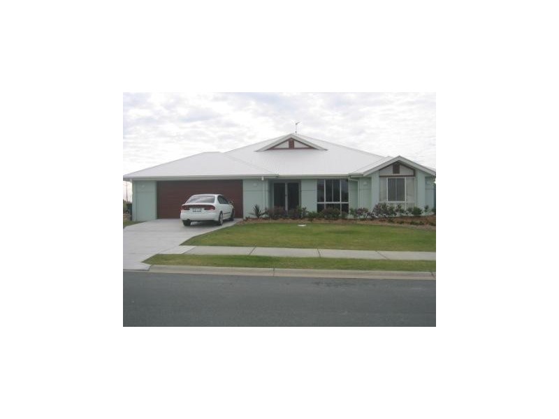 Pacific Pines QLD 4211