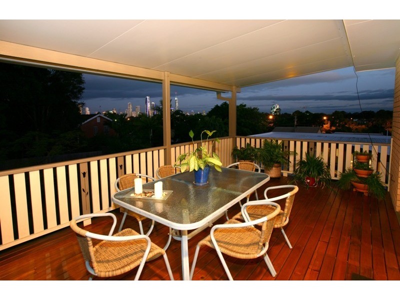 22 Maxwell Brown Dr, Southport QLD 4215