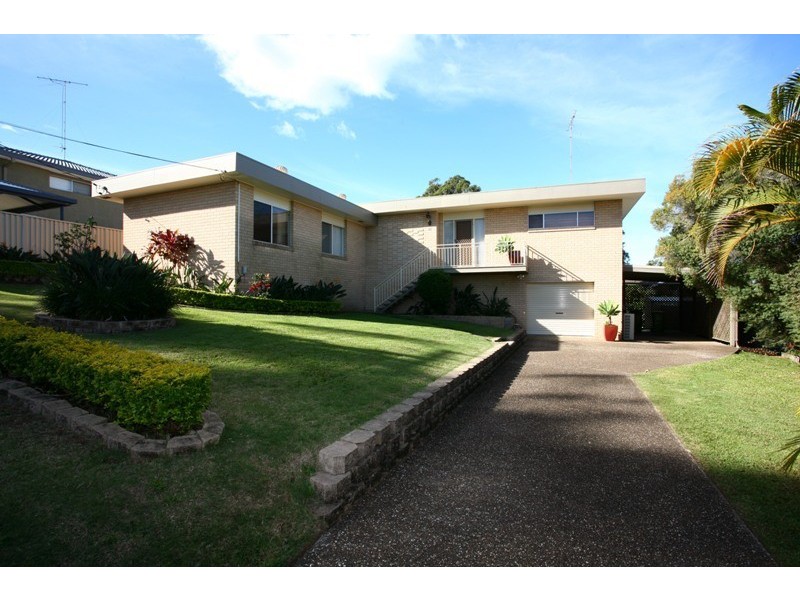 22 Maxwell Brown Dr, Southport QLD 4215