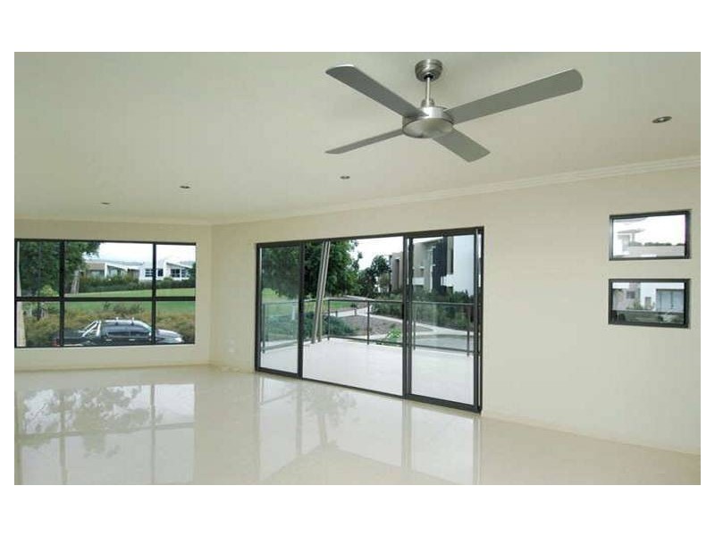 Varsity Lakes QLD 4227