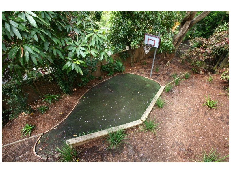 21 Lower East, Burleigh Heads QLD 4220