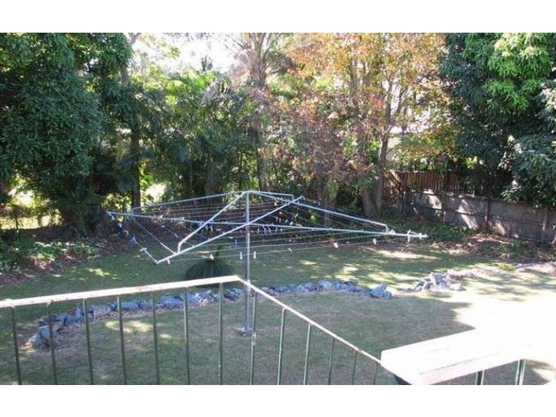 109 Falconer St, Southport QLD 4215