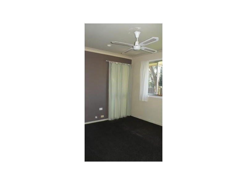 12 Aroona, Broadbeach Waters QLD 4218