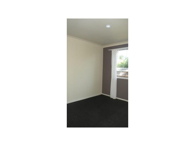12 Aroona, Broadbeach Waters QLD 4218