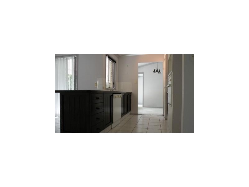 13 Fuji Close, Southport QLD 4215