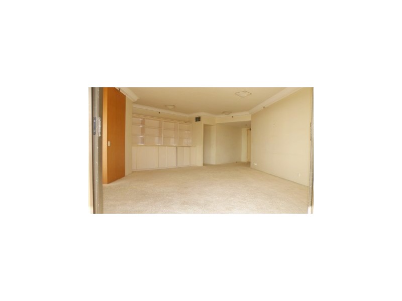 75/2 Admiralty Dr, Surfers Paradise QLD 4217