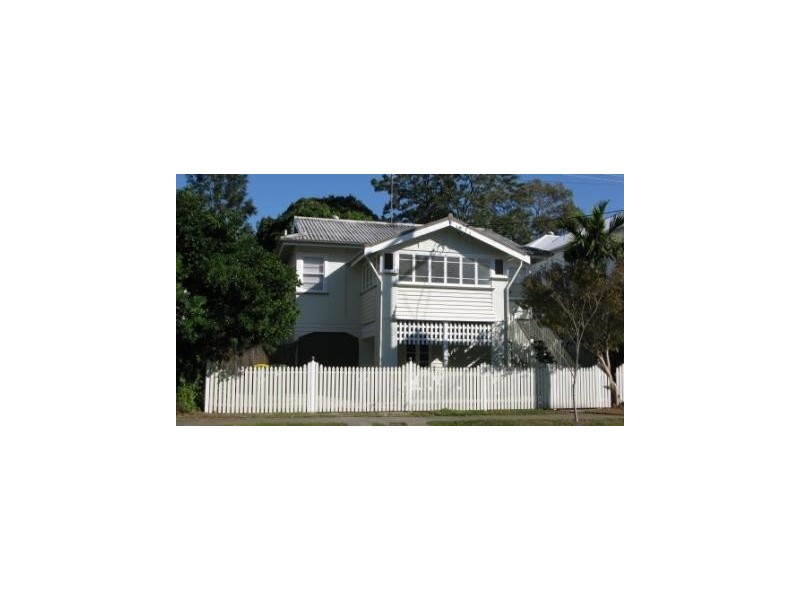 52 Bauer Street, Southport QLD 4215