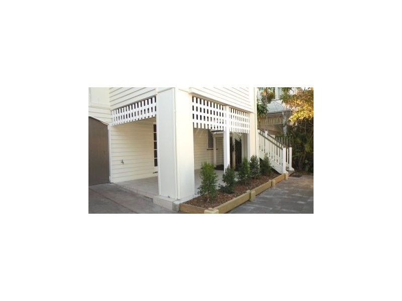 52 Bauer Street, Southport QLD 4215