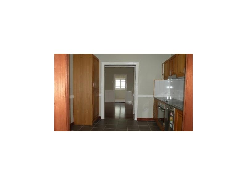 52 Bauer Street, Southport QLD 4215