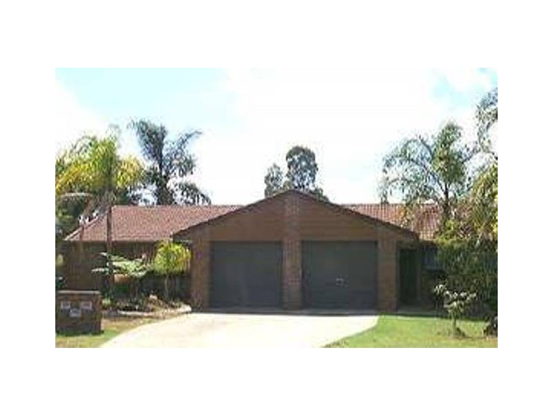 1/2 Echidna Court, Runaway Bay QLD 4216