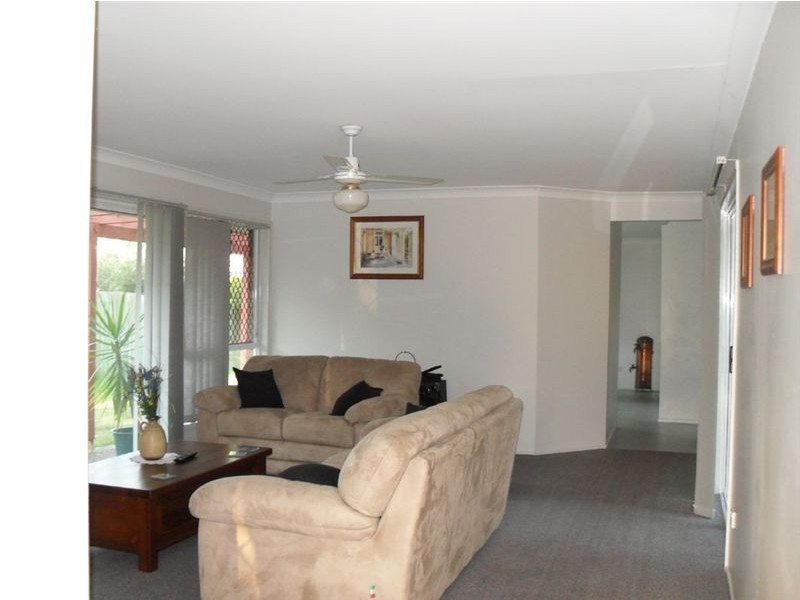 208 Wildey Street, Flinders View QLD 4305