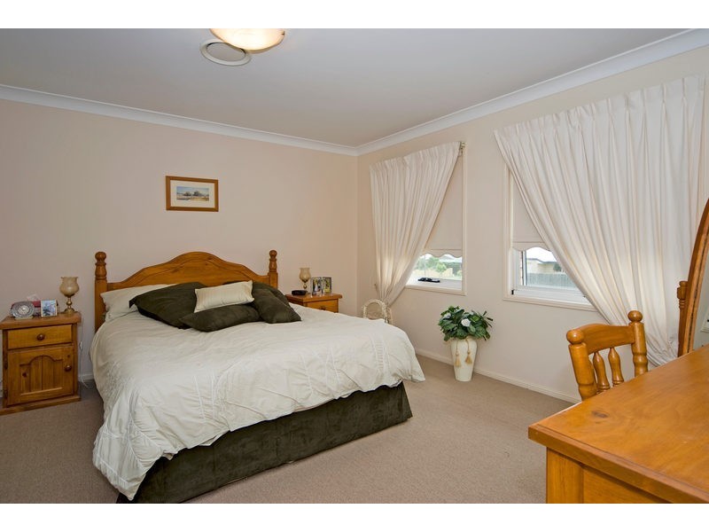 Flinders View QLD 4305