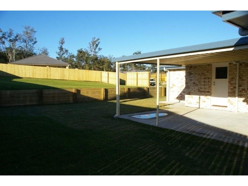 6 Aramac Street, Brassall QLD 4305