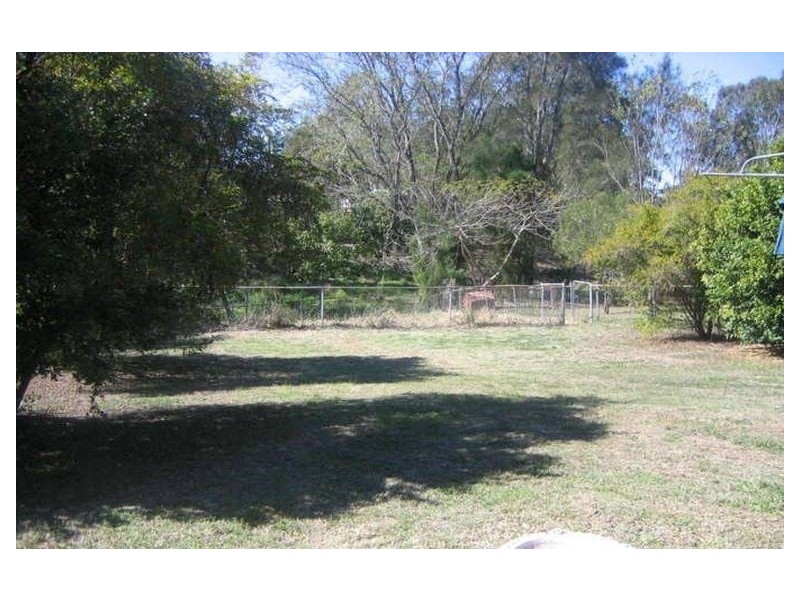 Moores Pocket QLD 4305