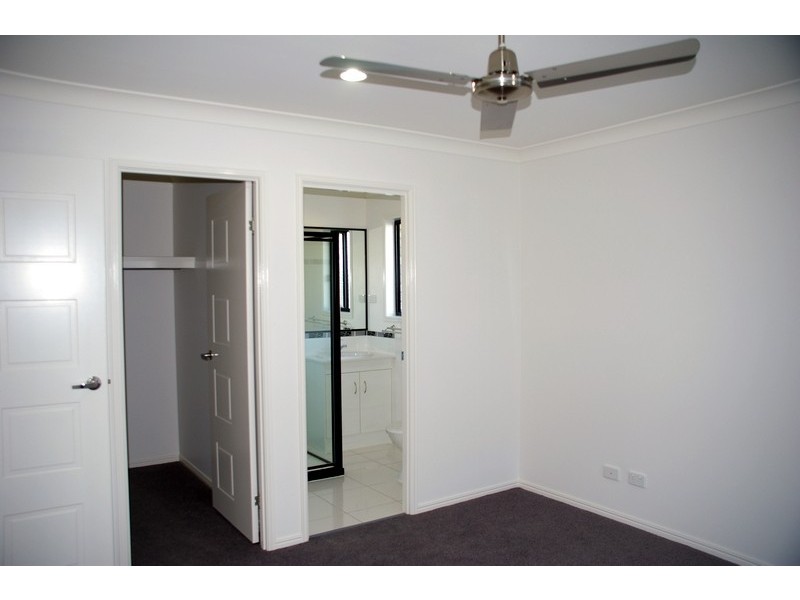 1 Josh Court, Flinders View QLD 4305