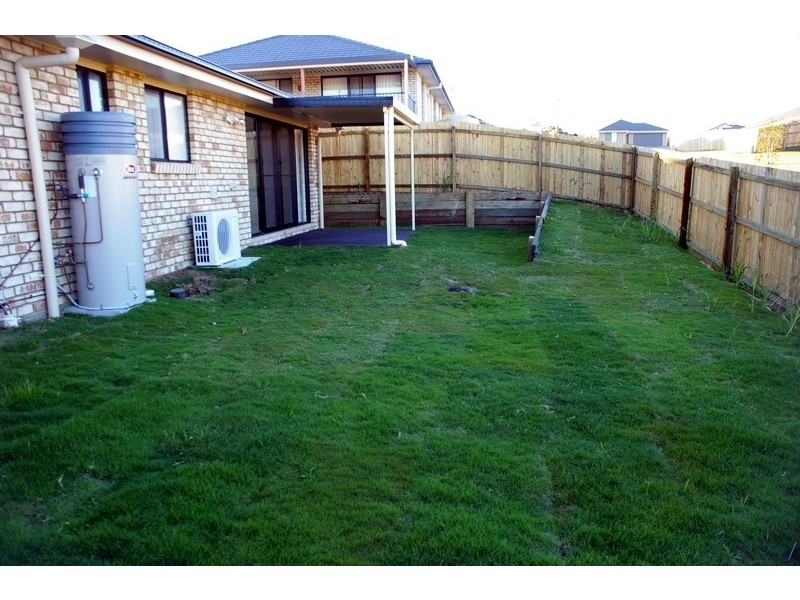 1 Josh Court, Flinders View QLD 4305