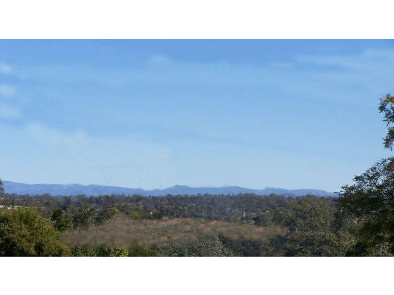 83 Chalk Street, Wulkuraka QLD 4305
