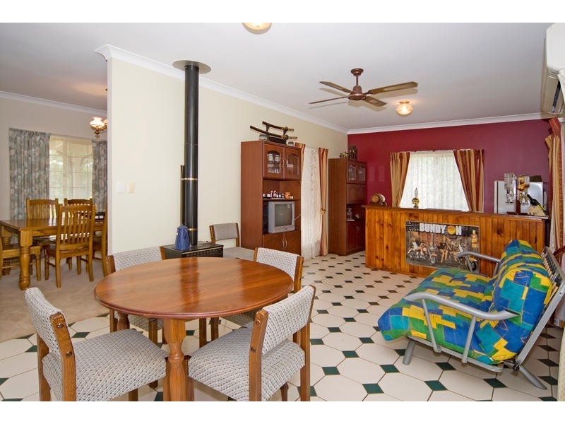 Pine Mountain QLD 4306