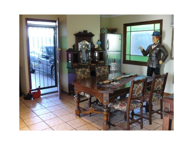 West Ipswich QLD 4305