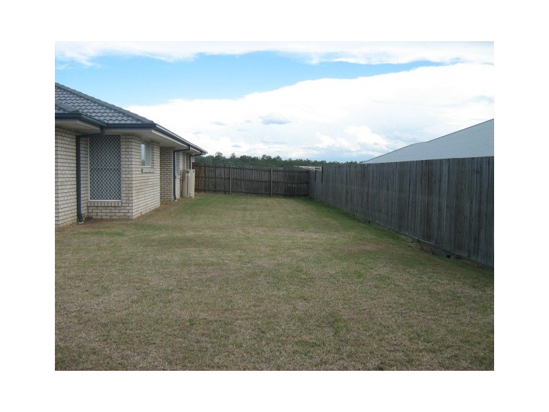 11 Dorsey Chase, Brassall QLD 4305