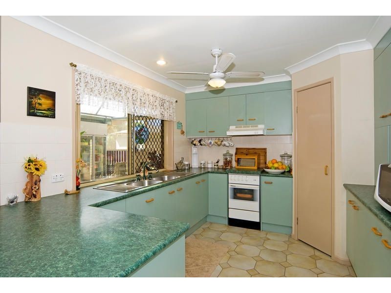 163 Lockyer View Road, Wivenhoe Pocket QLD 4306