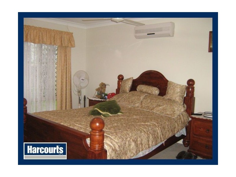 4 Hilldean Drive, Raceview QLD 4305