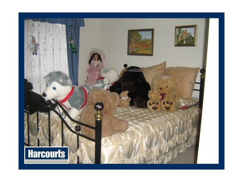 4 Hilldean Drive, Raceview QLD 4305