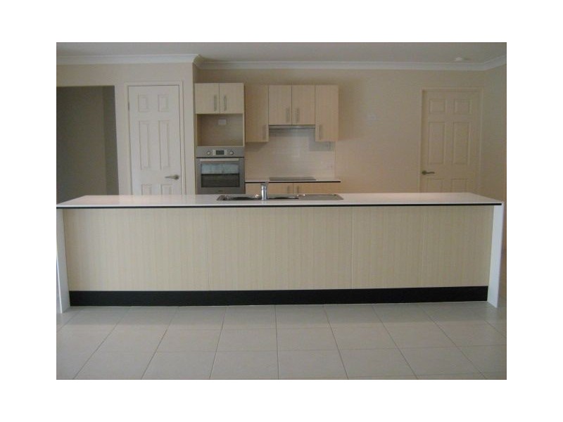 7 Ormiston Court, Brassall QLD 4305