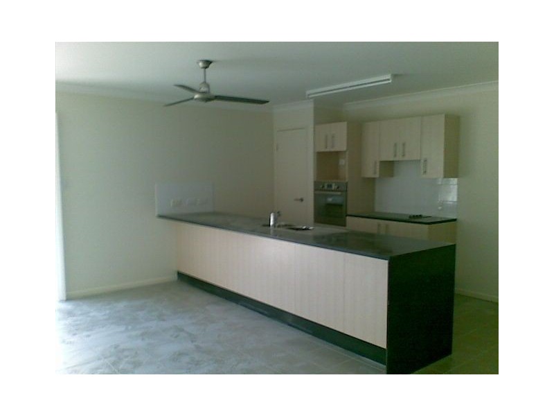 33 Titmarsh Cct, Fernvale QLD 4306