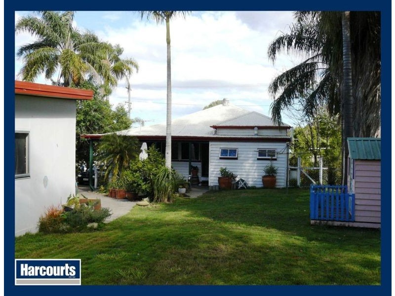 6 Bremer Street, Churchill QLD 4305