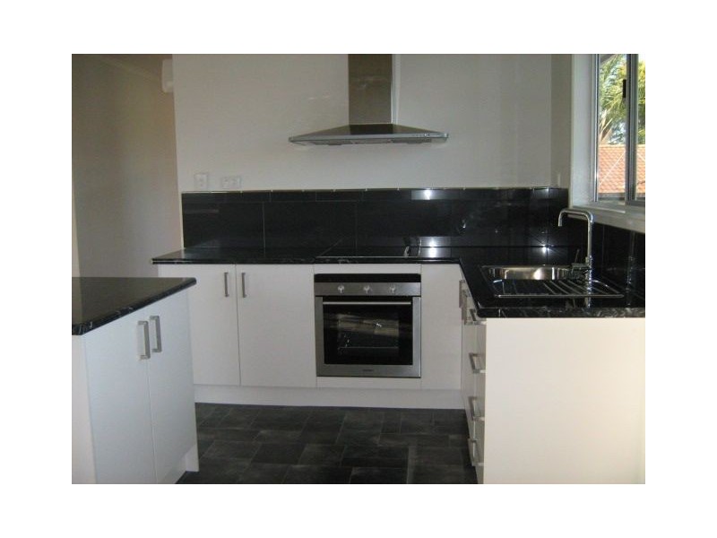 4 Cafferky Street, One Mile QLD 4305