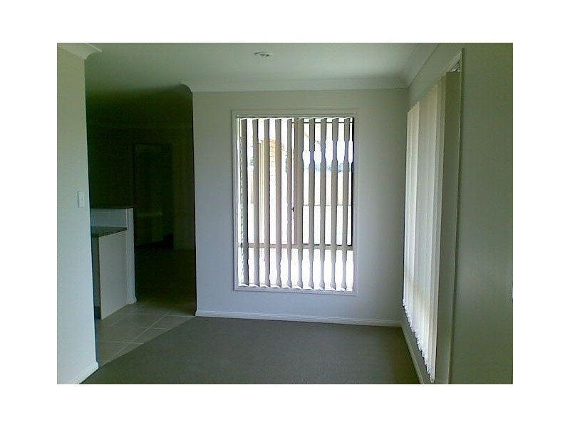 16 Bray St, Lowood QLD 4311