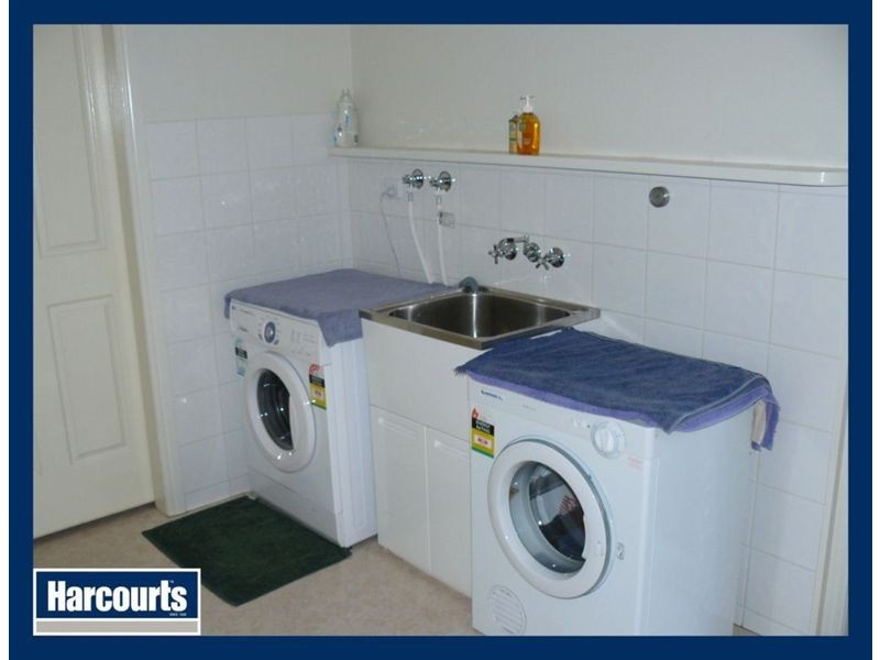 28 Hall Street, Yamanto QLD 4305