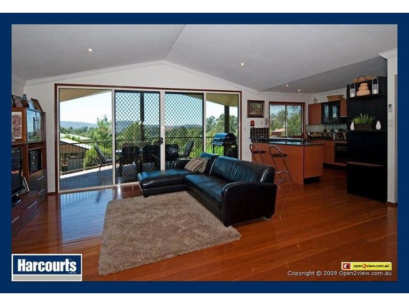 19 Lachlan Place, Karalee QLD 4306
