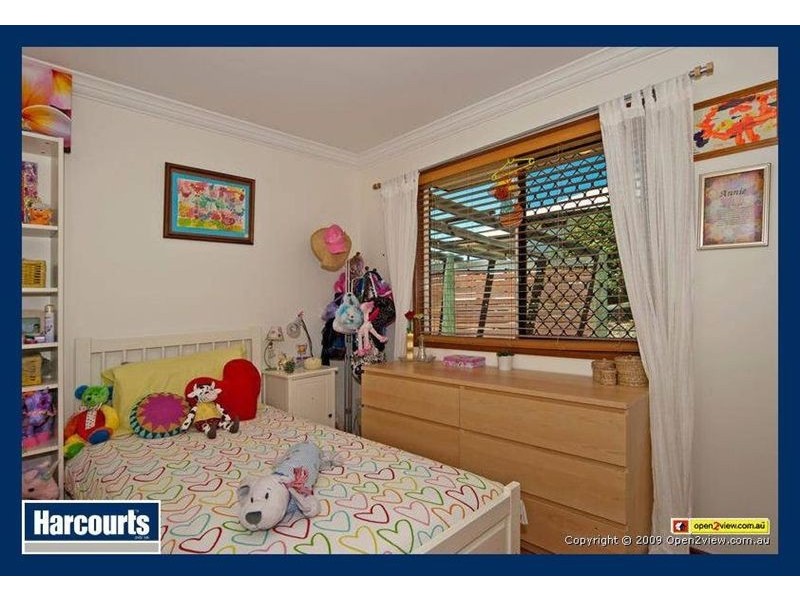 19 Lachlan Place, Karalee QLD 4306