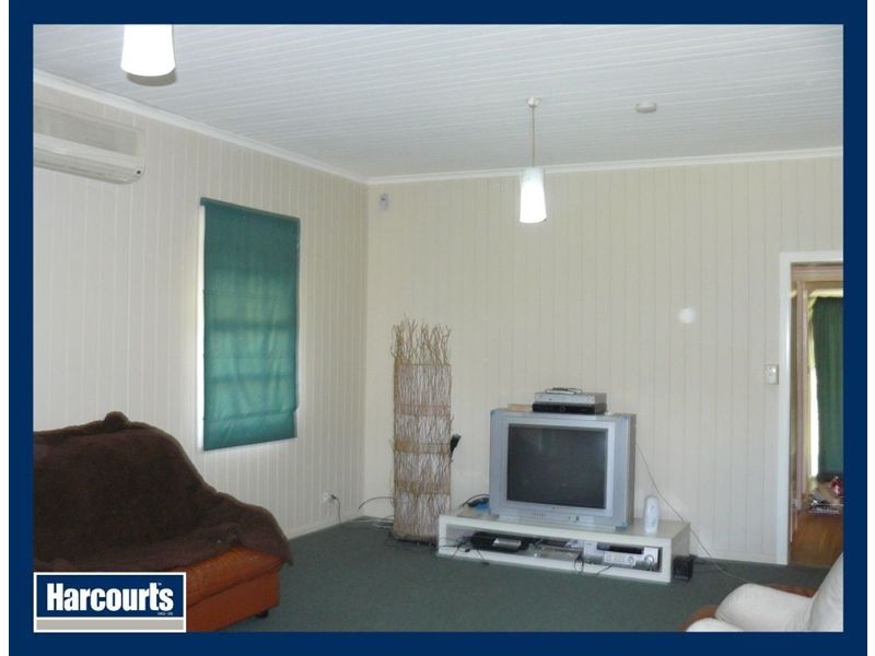 83 Darling Street, West Ipswich QLD 4305