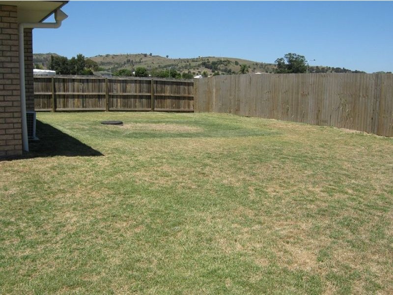 20 Haslingden Park Drive, Lowood QLD 4311