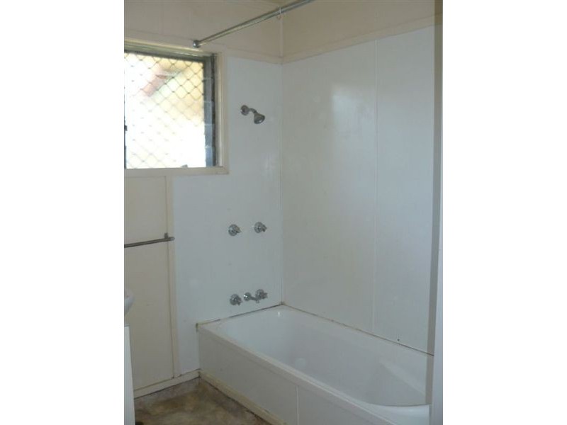 44 aspinall street, Leichhardt QLD 4305
