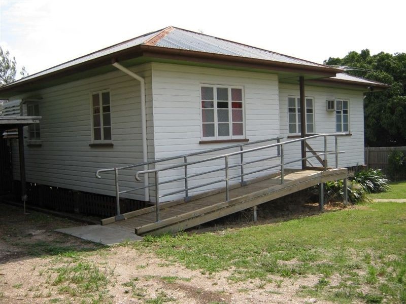 4 Enterprise Lane, Booval QLD 4304