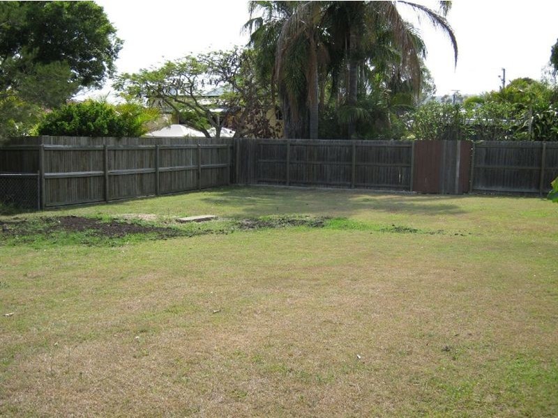 4 Enterprise Lane, Booval QLD 4304