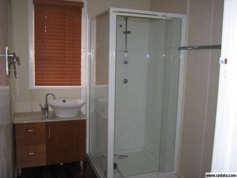 4 Allen Street, North Ipswich QLD 4305