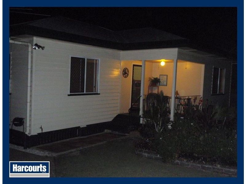 6 Law Street, Bundamba QLD 4304