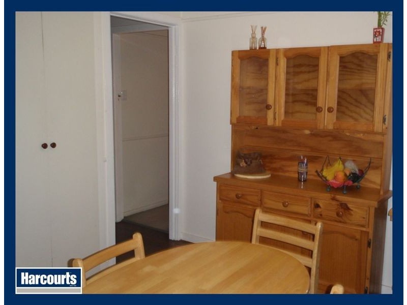 6 Law Street, Bundamba QLD 4304