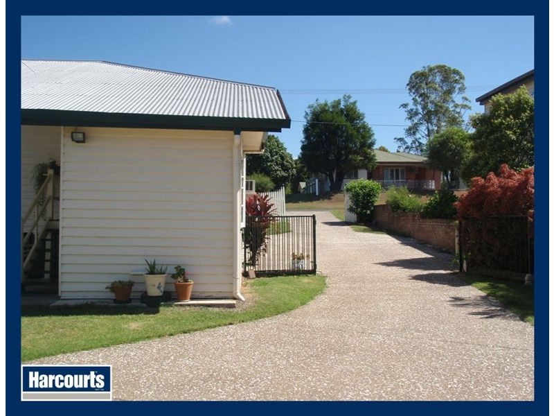 6 Law Street, Bundamba QLD 4304