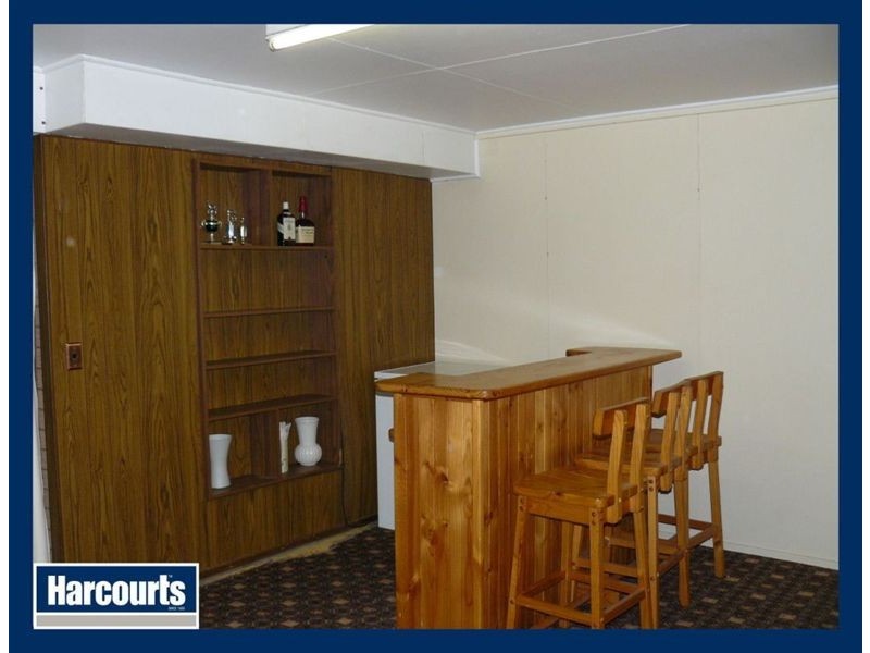 10 Rumsey Drive, Raceview QLD 4305