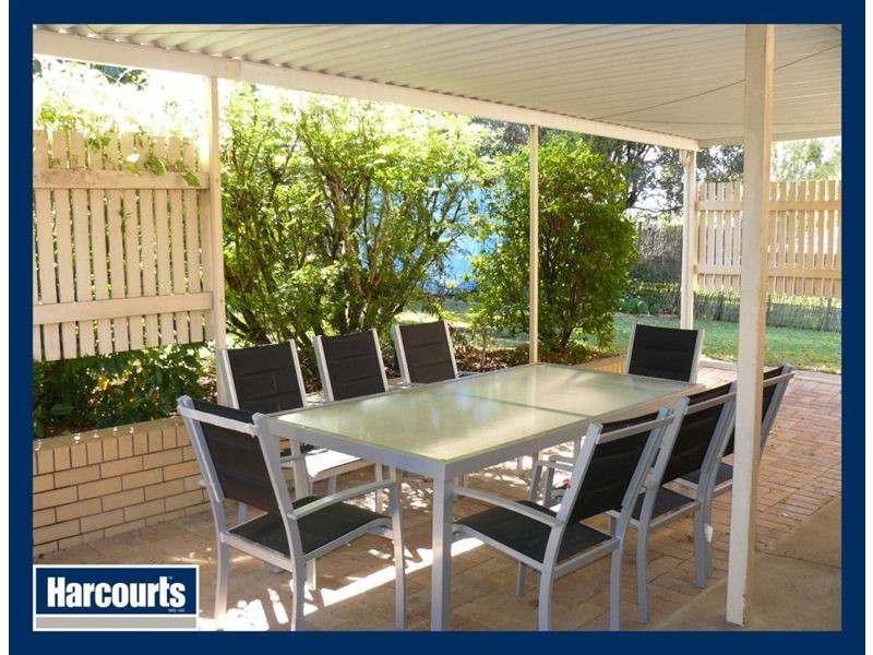 10 Rumsey Drive, Raceview QLD 4305