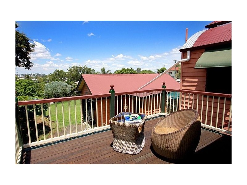 15 Hill Street, North Ipswich QLD 4305