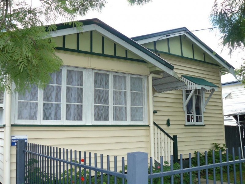 4 Cramb street, Eastern Heights QLD 4305