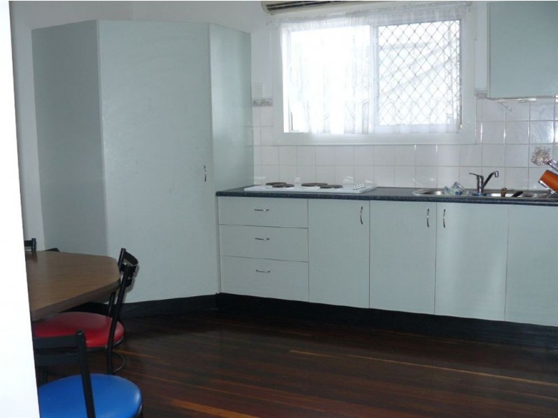20 Walkers Lane, Booval QLD 4304
