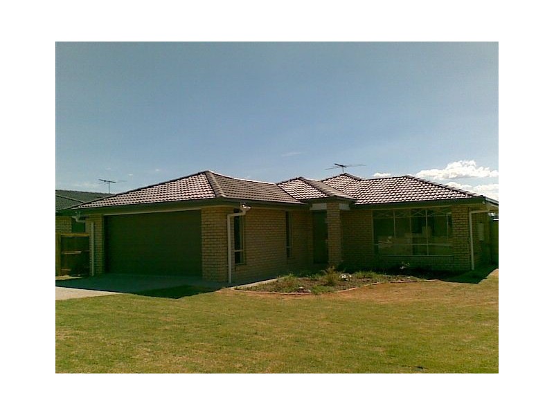 20 Haslington Street, Lowood QLD 4311